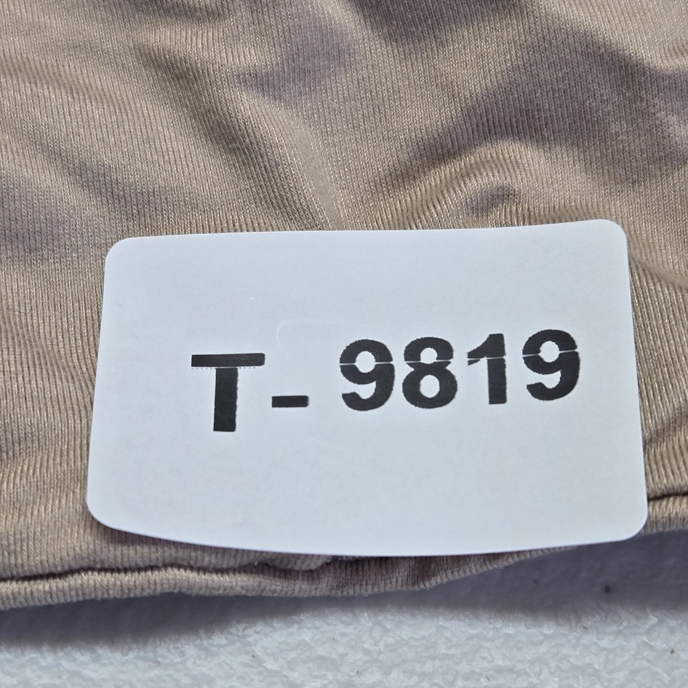 Victoria's Secret Beige Bra - Picture 2 of 10